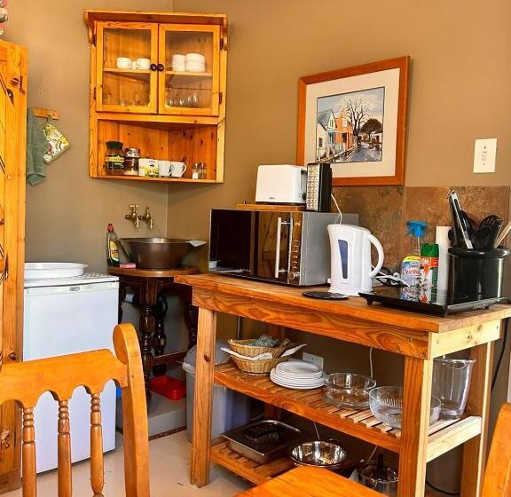Апартаменты 2 Спальни, Farm Stay At Rosemary Cottage On Haldon Estate