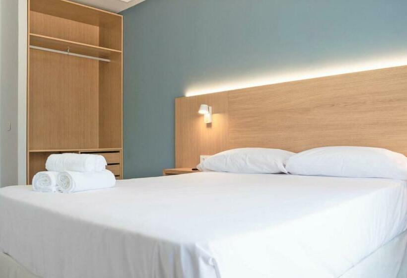 اتاق استاندارد, Rio Salado Conil Hostal