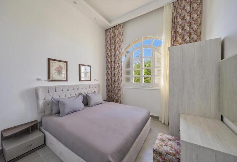 ویلای 3 خوابه, Le Royal Marina