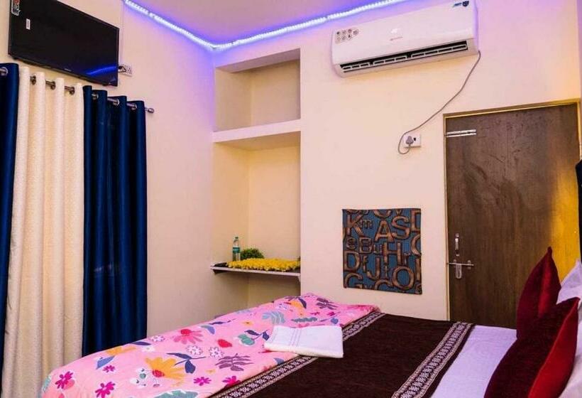 Трехместный Номер Классика, O Pop Hotel Blue Star