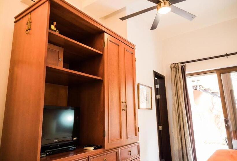 Quarto Deluxe Cama King, El Secreto B&b