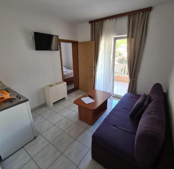 شقة غرفة نوم واحدة مزودة بشُرفة, Villa Ancora