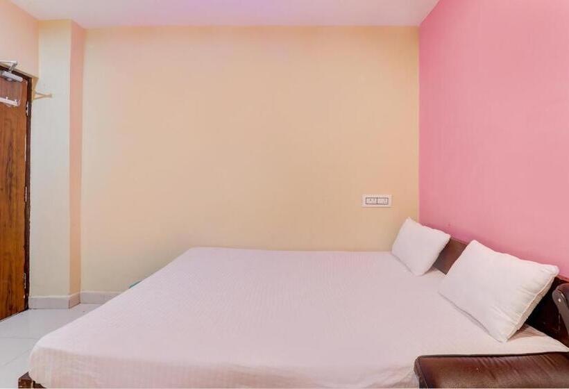 اتاق کلاسیک سه تخته, Oyo 89551  Holiday Inn