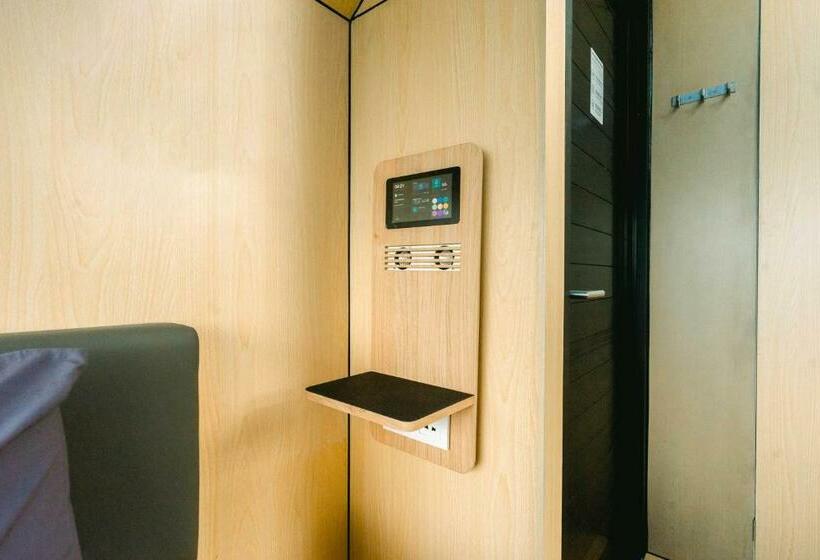 Номер Deluxe, Bobocabin Coban Rondo, Malang