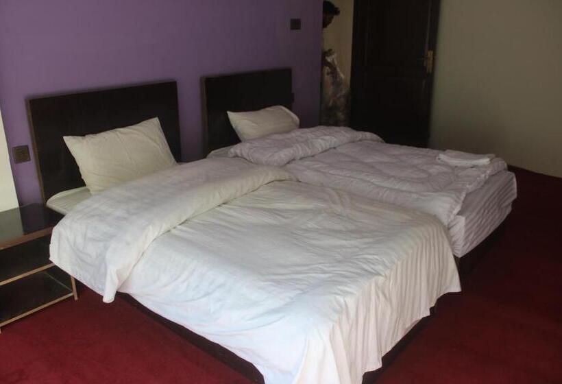اتاق خانوادگی, Yulgo Guest House