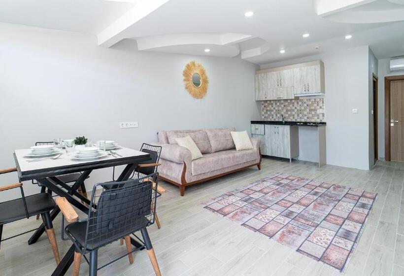 اتاق خانوادگی, Kumbağ şehri̇ Saray Apart Otel