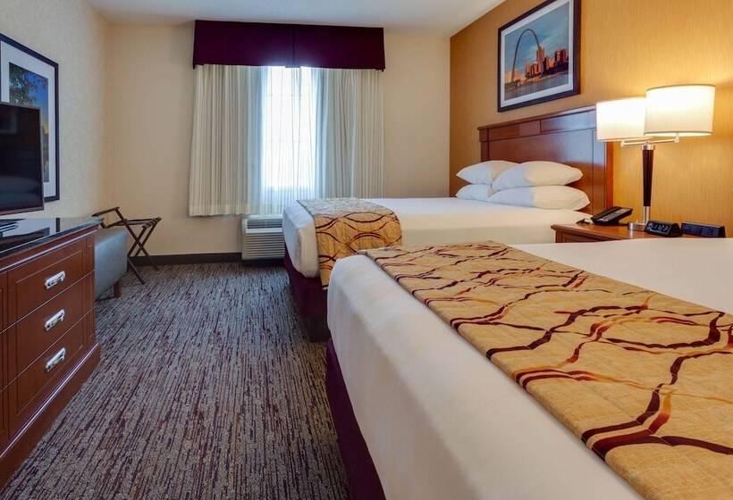 Люкс Адаптированный для Инвалидов, Drury Inn & Suites St. Louis Forest Park