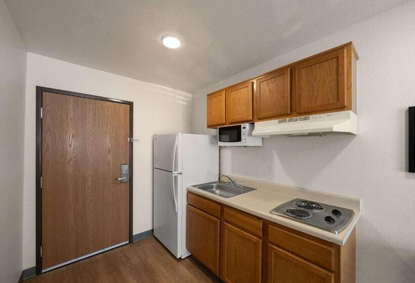 장애인을 위한 스탠다드 룸, Woodspring Suites Dallas Rockwall