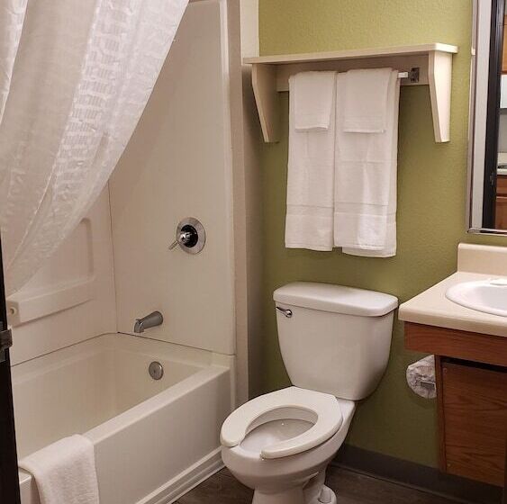 اتاق استاندارد با 2 تخت دوبل, Woodspring Suites Kansas City Lenexa