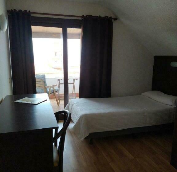 Номер Стандарт Индивидуальный с Балконом, Villa Las Flores