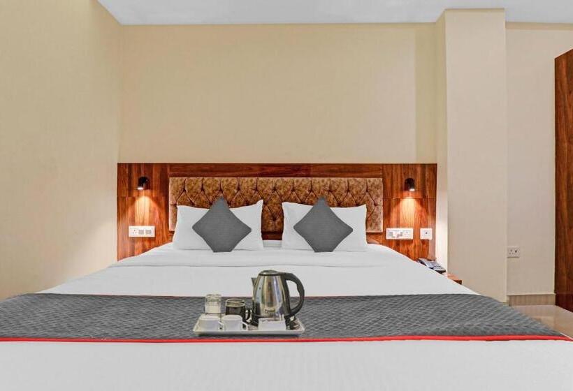 Classic 3 Pers. Værelse, Super Townhouse H G Near Gautam Buddha Park