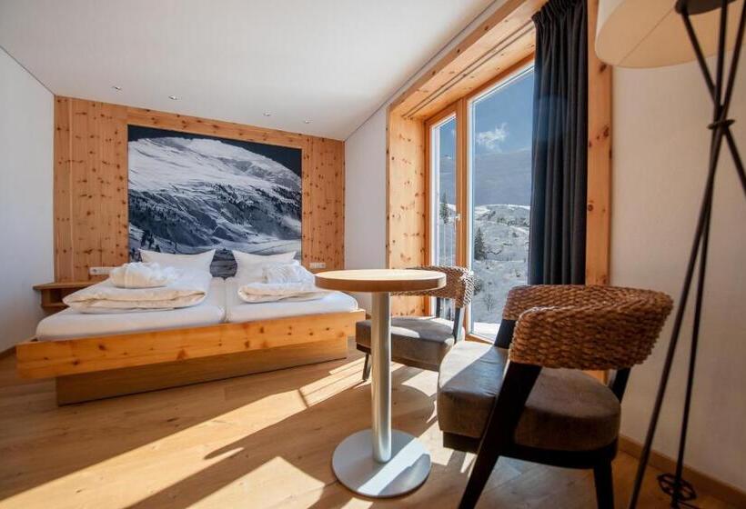 اتاق راحتی, Mondschein Hotel And Chalet