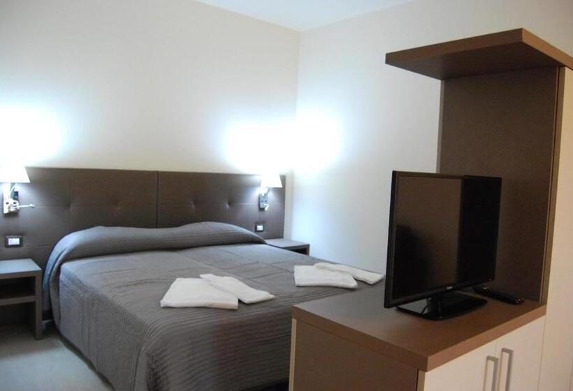 استودیوی استاندارد, Residenze Al Colle Dei Pini