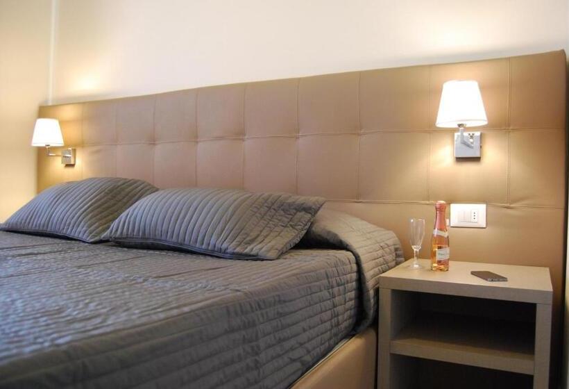 آپارتمان 2 خوابه, Residenze Al Colle Dei Pini