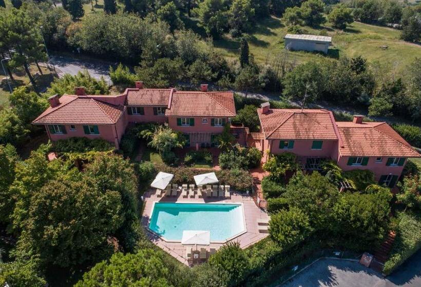 آپارتمان سوپریور 1 خوابه, Residenze Al Colle Dei Pini
