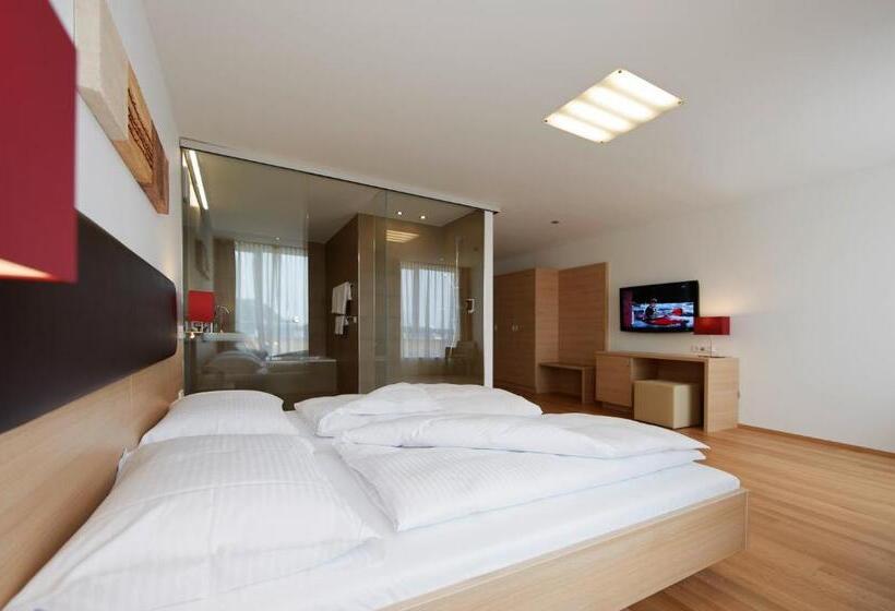 Полулюкс, Sternen Hotel Wolfurt