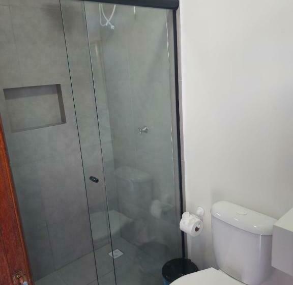 اتاق پریمیوم چهارنفره, Hospedagem Quinta Do Correia