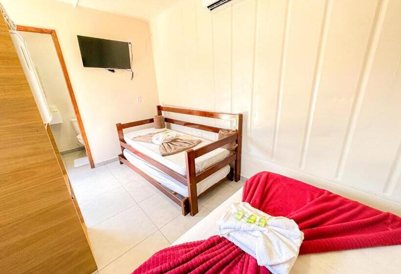 اتاق پریمیوم چهارنفره, Hospedagem Quinta Do Correia