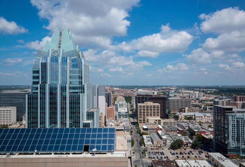 장애인을 위한 킹사이즈 침대 스탠다드 룸, Jw Marriott Austin