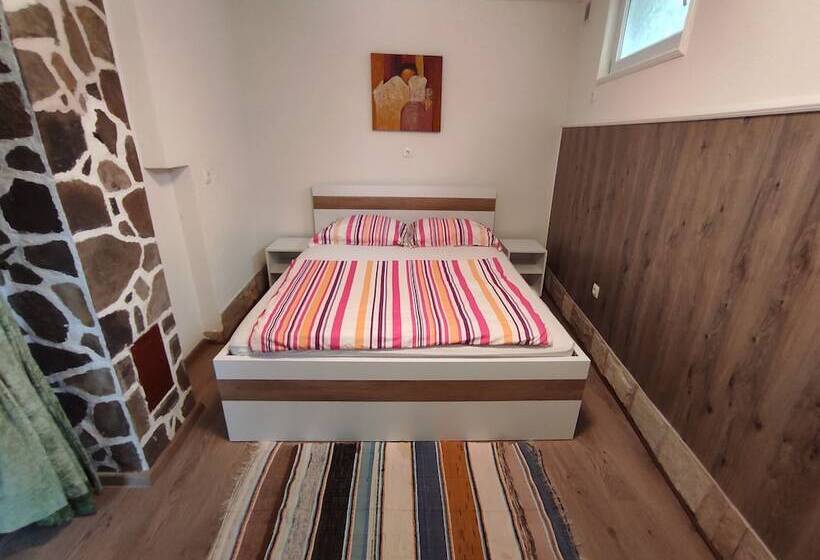 استودیو استاندارد با تراس, Villa Anja