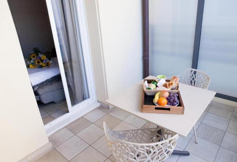 스탠다드 스튜디오 (테라스구비), Résidence La Villa D'elsa