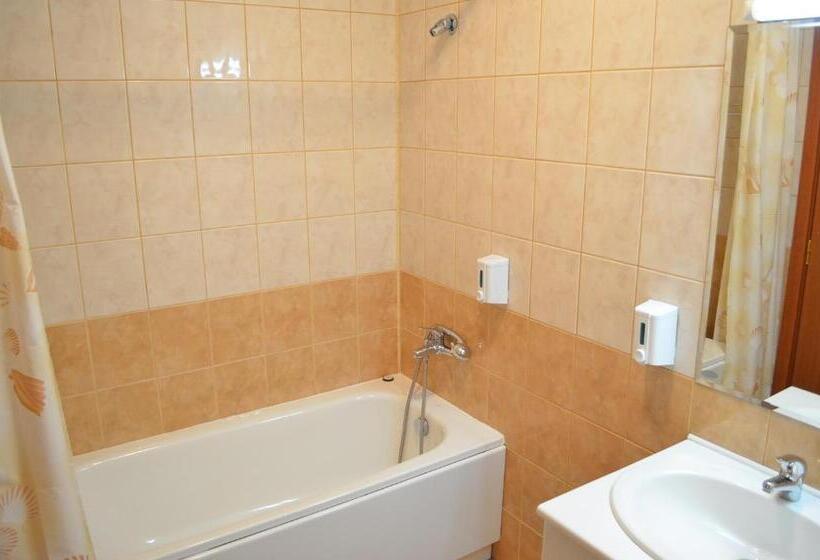 Студия Стандарт, Persey Flora Apartments