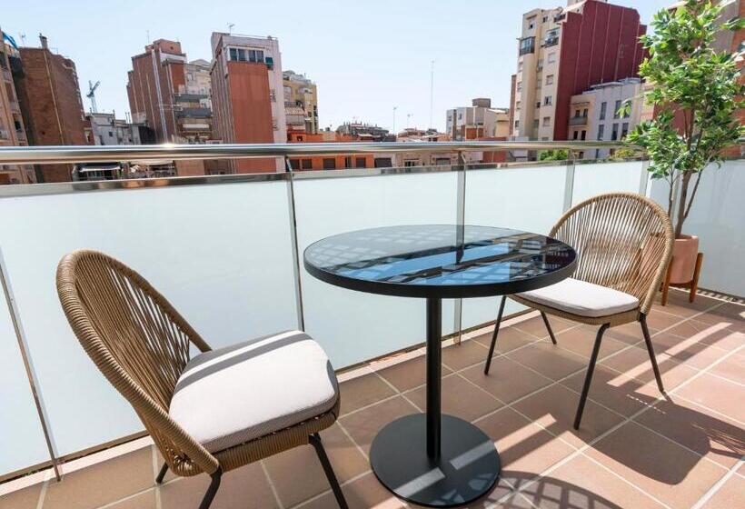 اتاق استاندارد سه تخته با بالکن, Limehome Barcelona Carrer De Besalú 82