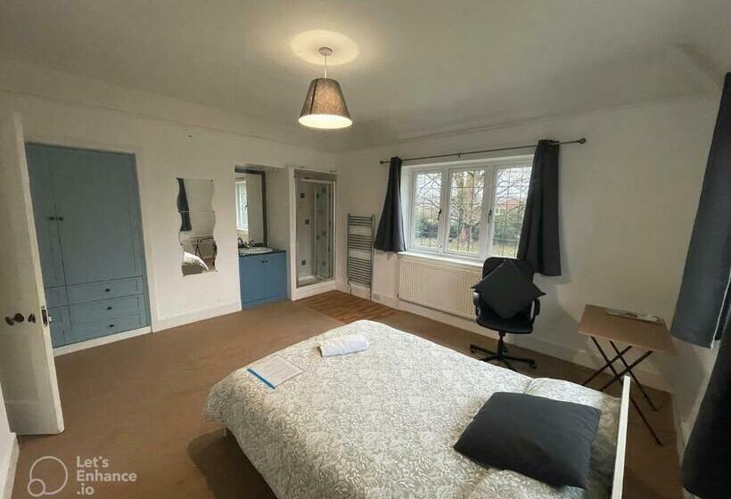 스탠다드 룸, Canford House On Westbury On Trym