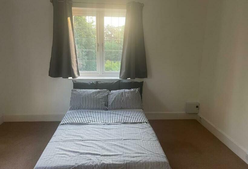 스탠다드 룸, Canford House On Westbury On Trym