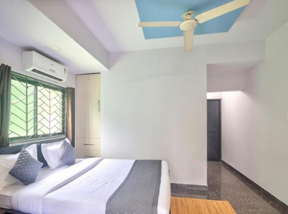 غرفة ديلوكس مزودة بشرفة, Calangute Beach Corner