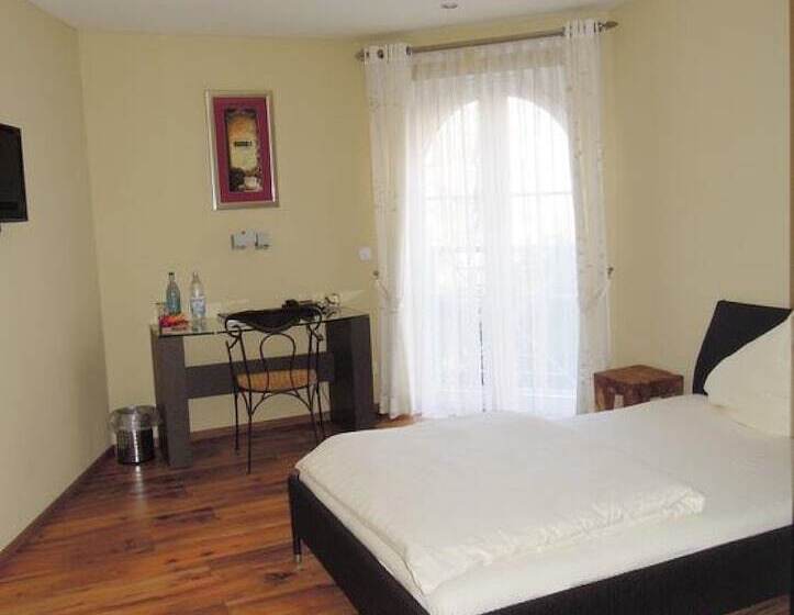 Номер Стандарт Индивидуальный, Hostellerie Bacher