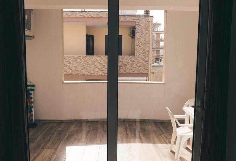 Apartamento 1 Dormitório com Sacada, Ap Apartment   Flats&rooms Gallipoli