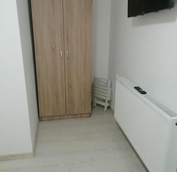 Quarto Estandar, Emyra S Holiday Rooms