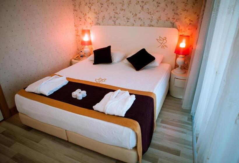 اتاق استاندارد با چشم‌انداز باغ, Raymar Resort & Aqua