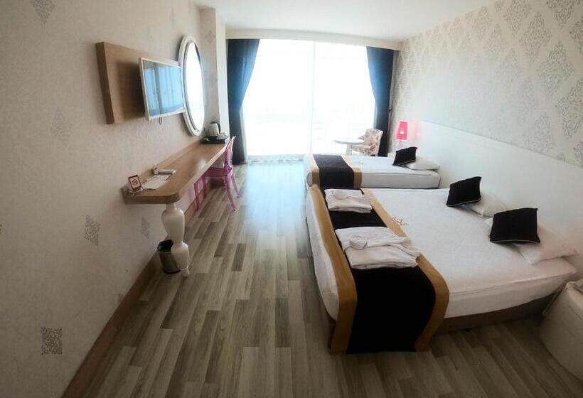 اتاق استاندارد با چشم‌انداز دریا, Raymar Resort & Aqua