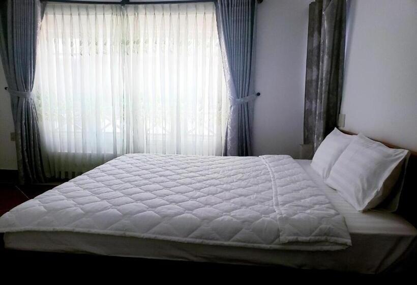 ویلای 1 خوابه با چشم‌انداز باغ, Golden Star Villa Hue