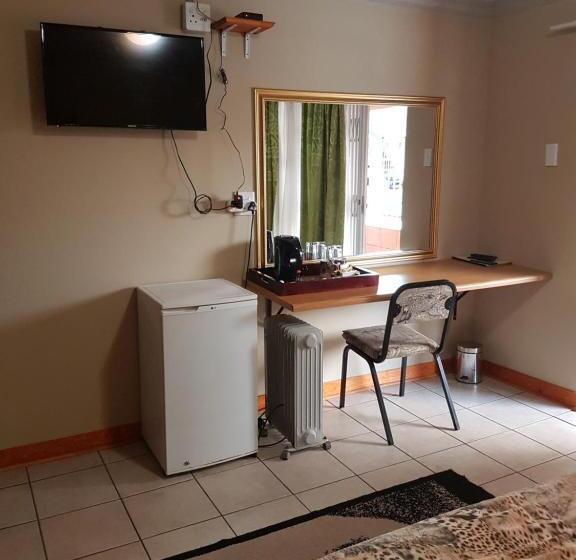 스탠다드 룸 가든 전망, African Elephant Guesthouse