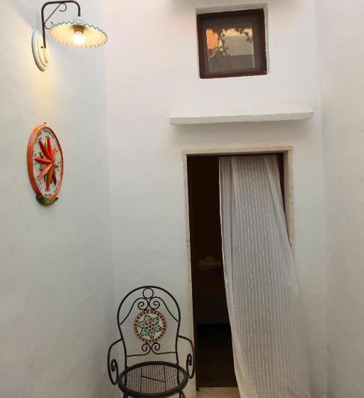 Quarto Familiar, Vecchia Cantina   Le Camere