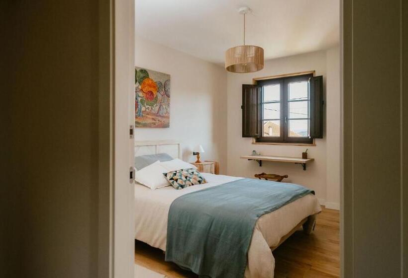스탠다드 룸 킹사이즈 침대, Islow Coliving