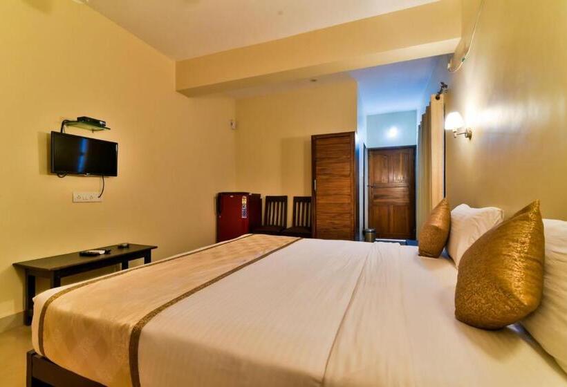 Номер Deluxe, Baga Fantacia Beach Inn