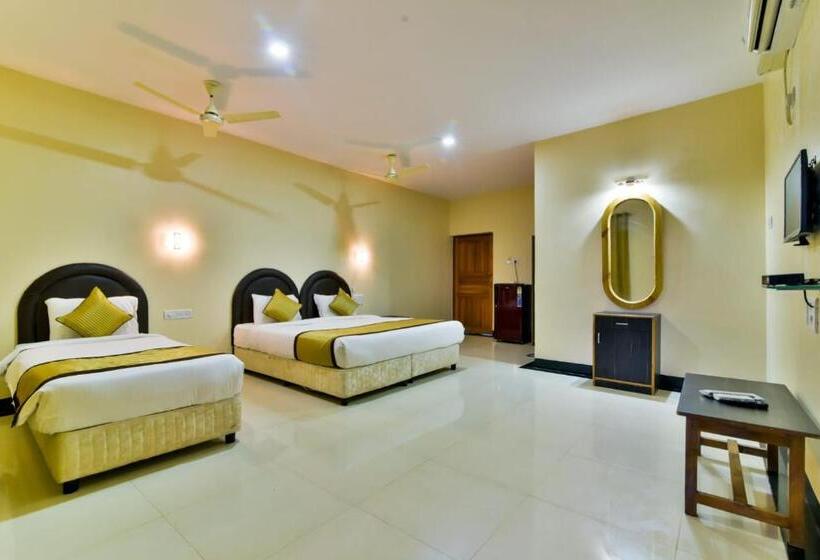 Семейный Номер, Baga Fantacia Beach Inn