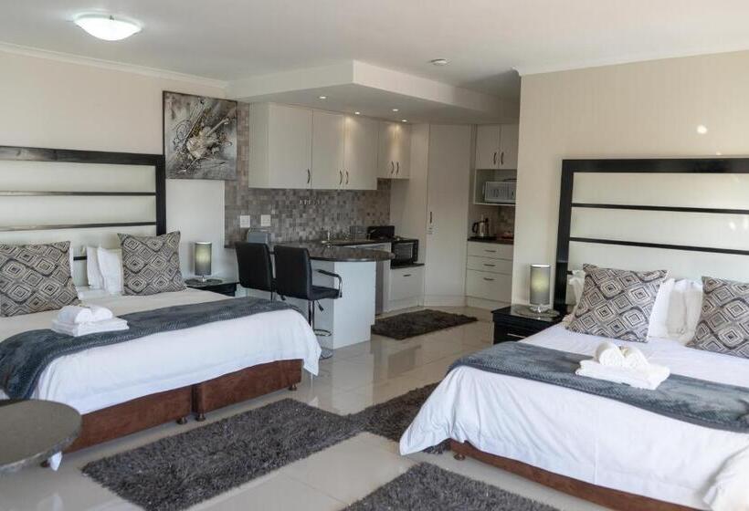 Семейный Номер, Bartnique Guesthouse