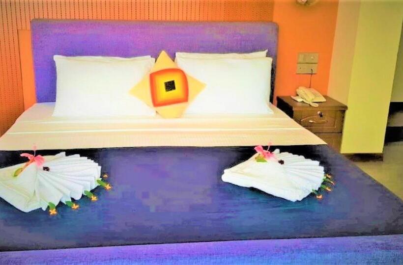 싱글 디럭스 룸, Sooriya Wessagiri Resort