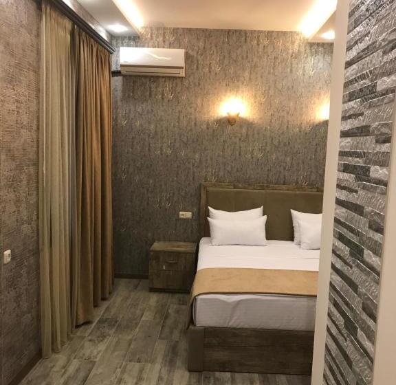اتاق استاندارد با تخت بزرگ, Street51