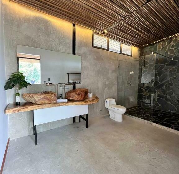 Deluxe Driepersoonskamer, Natural Luxury