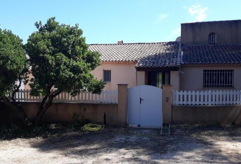 Дом 3 Спальни, Sous Les Pins Gîtes Et Chambres D Hôtes