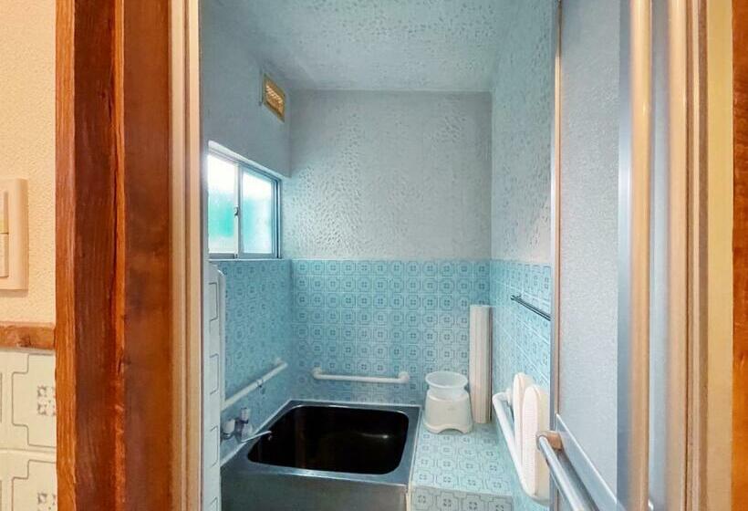 Standard Trippelrum Delat Badrum, Waraku No2,guesthouse Near Kix