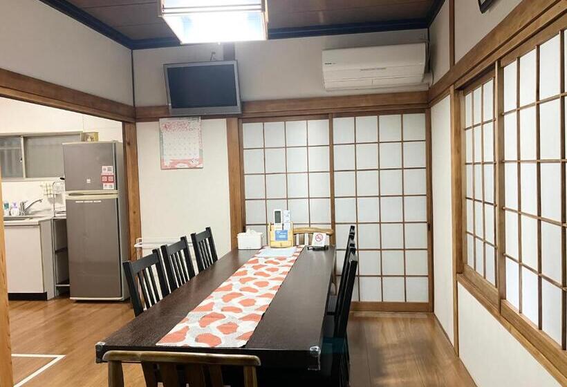 Standard Trippelrum Delat Badrum, Waraku No2,guesthouse Near Kix