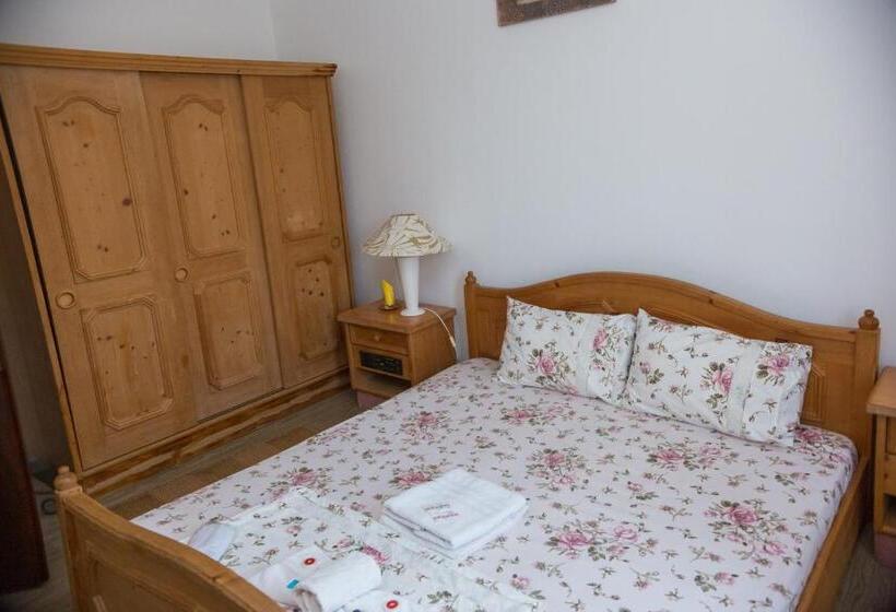 آپارتمان 2 خوابه, Casa Dany