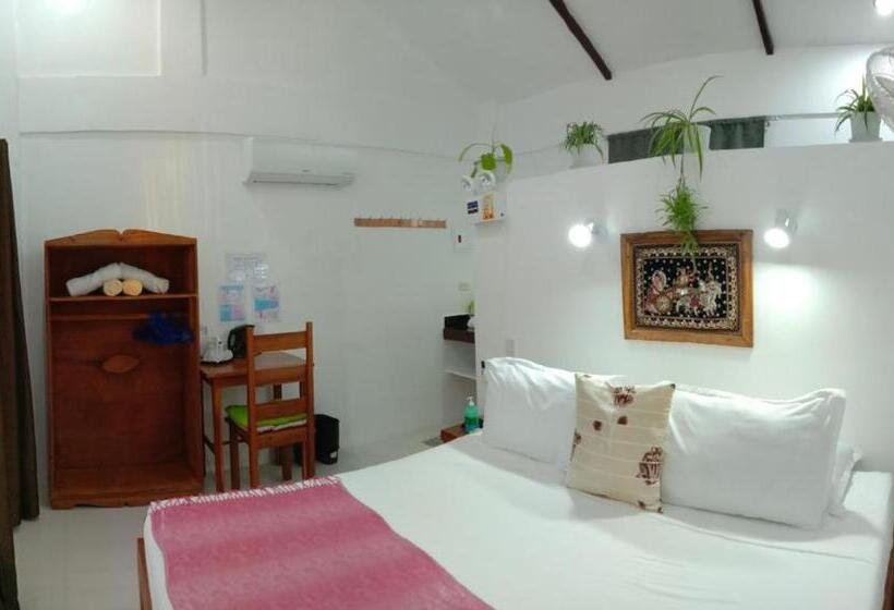 Номер Стандарт с Балконом, Corong Beach Resort